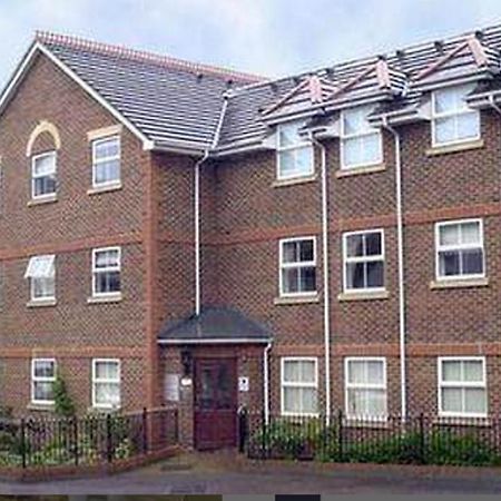 Hof - Stanshawe Court Apartments Reading Exterior photo